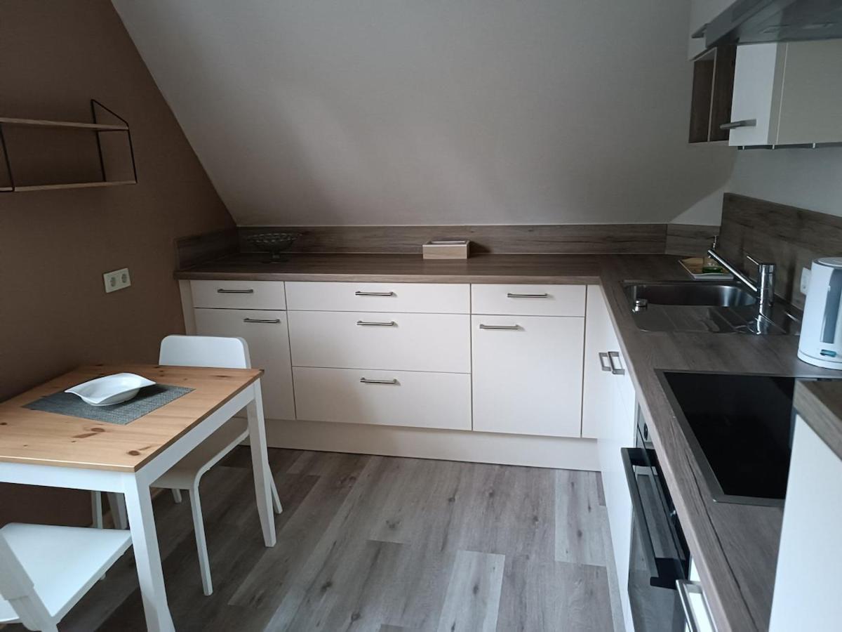 Am Stadtrand Von Apartment